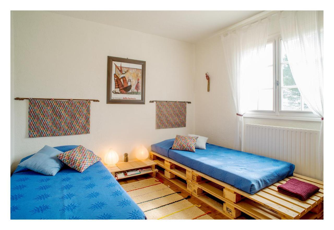 Chambre soignée et accueillante à la campagne - Ch bleue L'Honor-de-Cos Extérieur photo